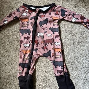 Western farm print cow baby sleeper grow with baby onesie boutique unisex 6-9 mo